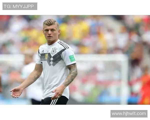 法国足球明星发型大揭秘从经典到时尚的潮流演变与影响