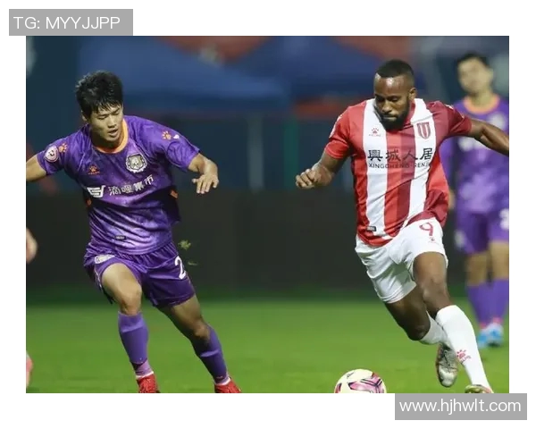 深圳足球队以87分领跑精英赛积分榜展现强劲实力和夺冠希望